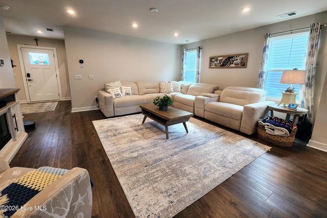 1240 Hickmans Branch Drive NW, Carolina Shores, NC 28467