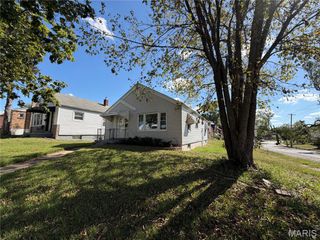 6568 Plymouth Avenue, St Louis, MO 63130