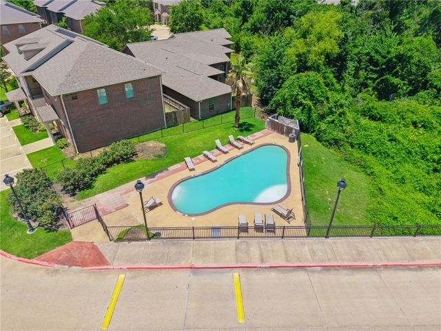 117 Forest Drive, College Station, TX 77840
