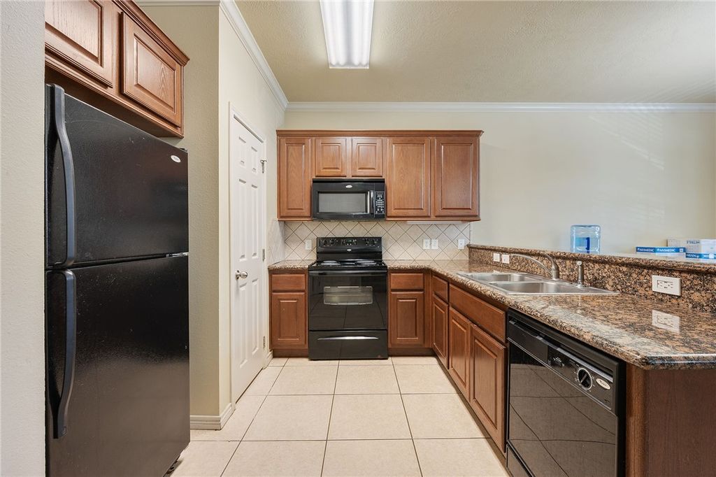 117 Forest Drive, College Station, TX 77840 — photo 5