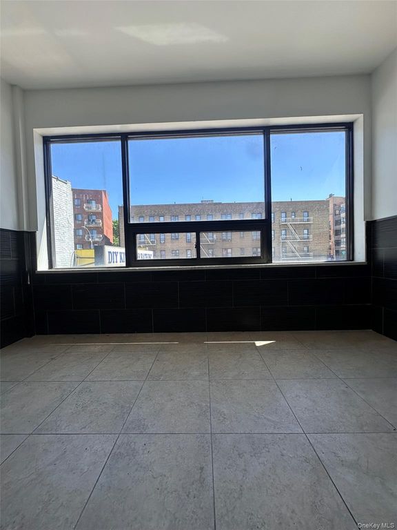 4222 College Point Boulevard 2FL, Flushing, NY 11355 — photo 3