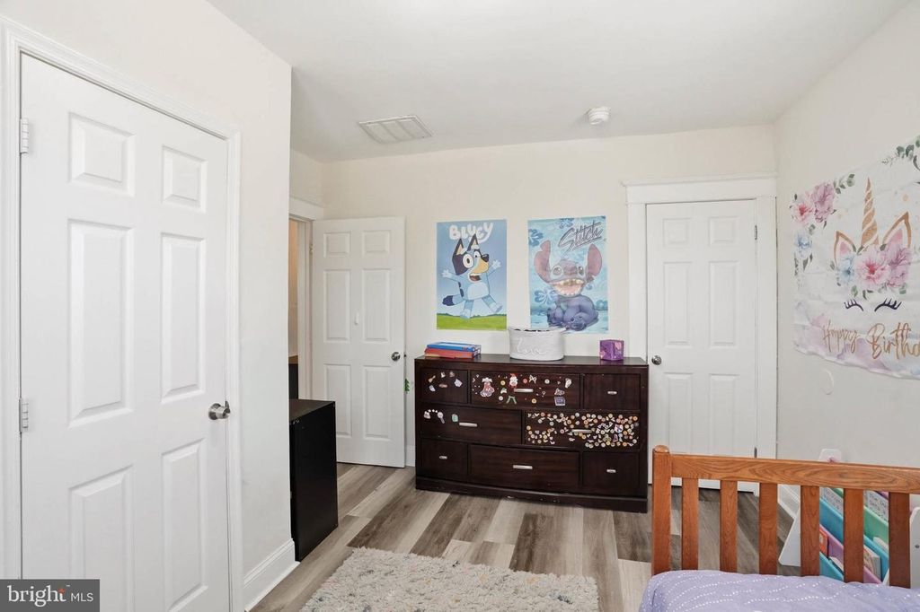 Image 21 of property listing at 300 TOWNSEND AVE, Baltimore, MD 21225