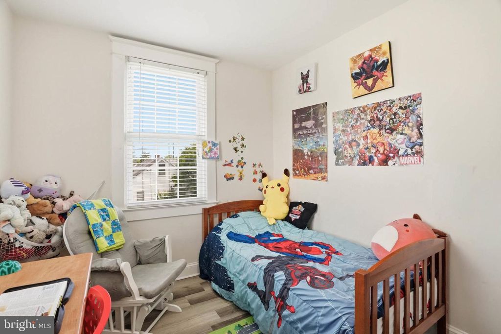 Image 23 of property listing at 300 TOWNSEND AVE, Baltimore, MD 21225