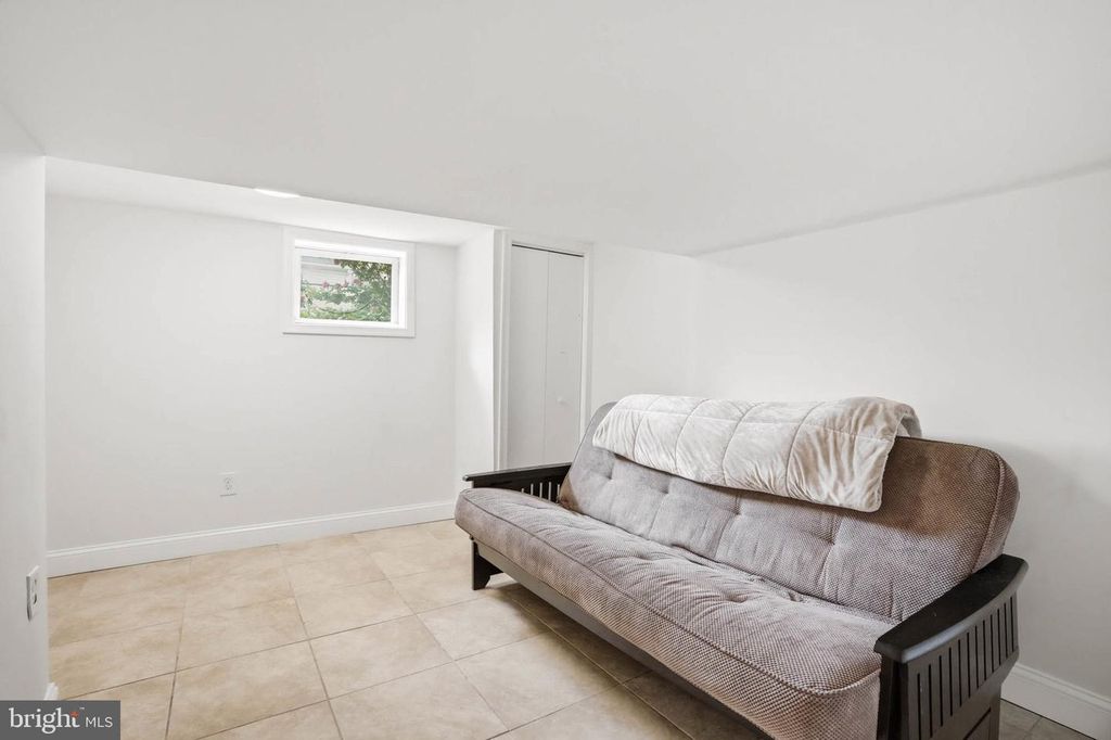 Image 30 of property listing at 300 TOWNSEND AVE, Baltimore, MD 21225