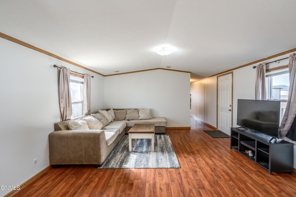 4755 British Drive, Bismarck, ND 58503 photo 14