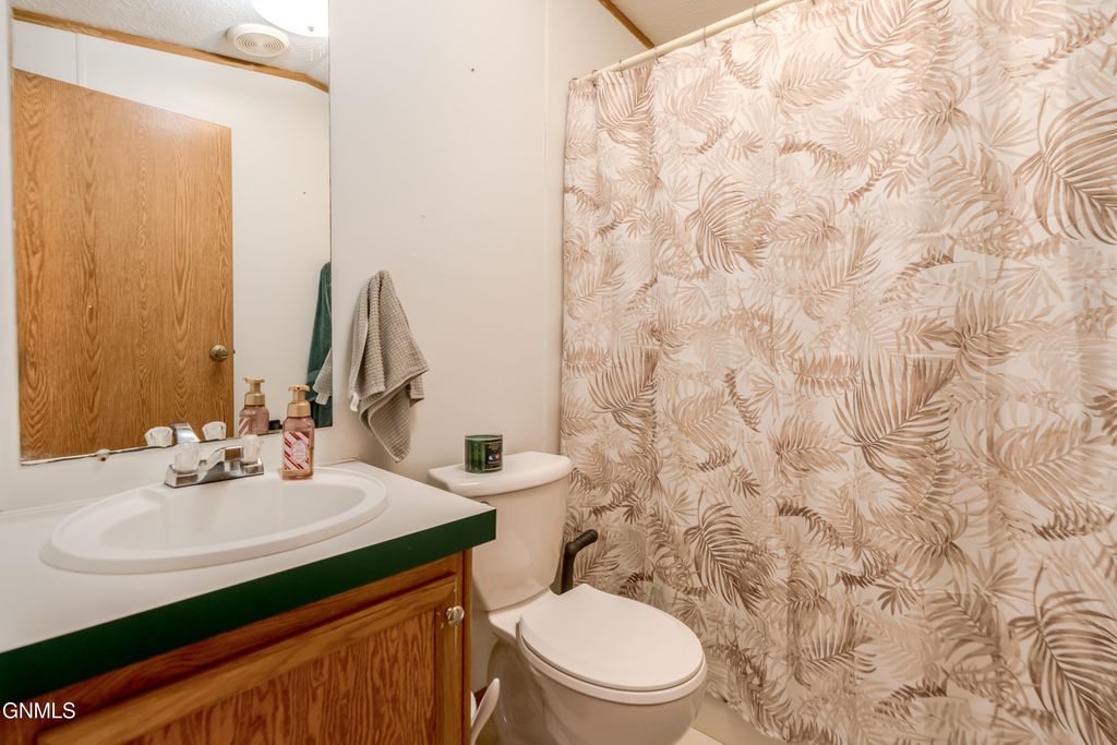 4755 British Drive, Bismarck, ND 58503 photo 21