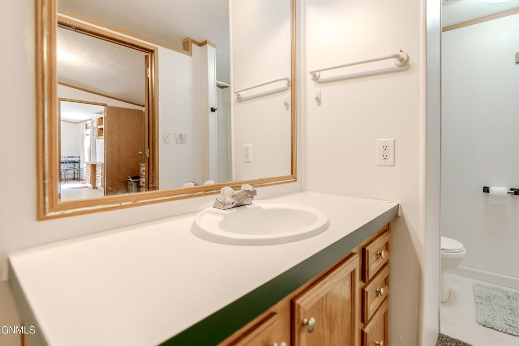 4755 British Drive, Bismarck, ND 58503 photo 35