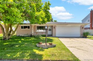 4840 Iowa Drive, Warren, MI 48092