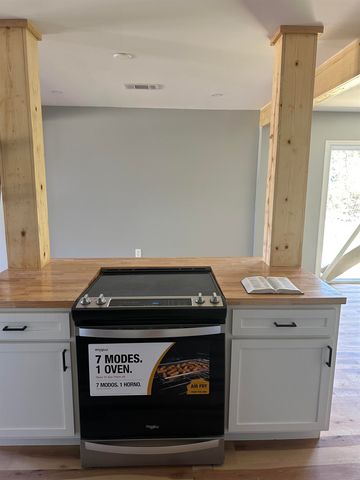 113 PETTITE CV, Memphis, TN 38109