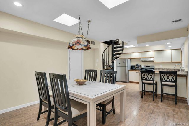 764 Vanderbilt Parkway, Dix Hills, NY 11746
