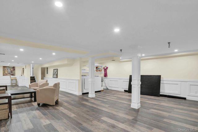 764 Vanderbilt Parkway, Dix Hills, NY 11746