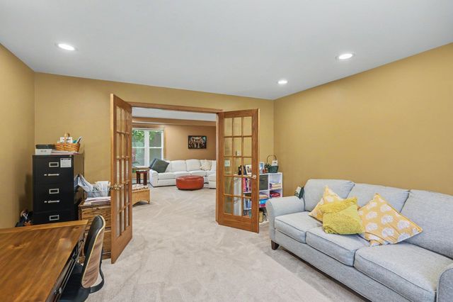 928 N Wenona Avenue, Bay City, MI 48706