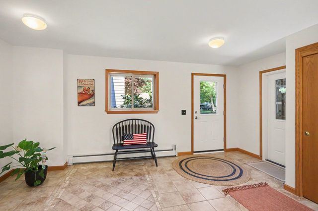 928 N Wenona Avenue, Bay City, MI 48706