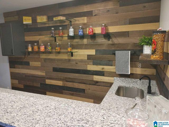 3035 APPLE VALLEY LANE, Birmingham, AL 35215