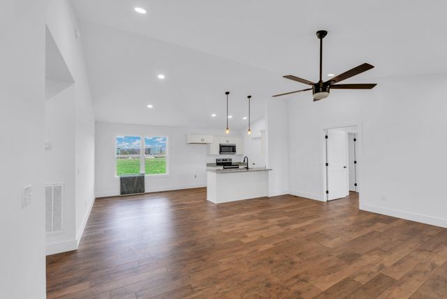 166 Plum Creek Road, Sparta, TN 38583