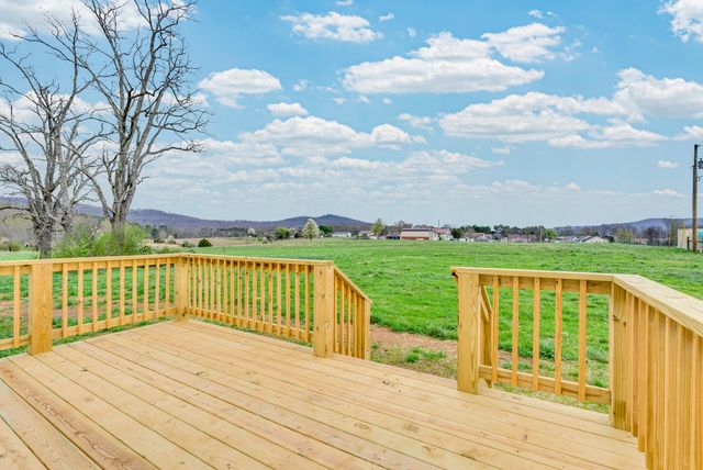 166 Plum Creek Road, Sparta, TN 38583