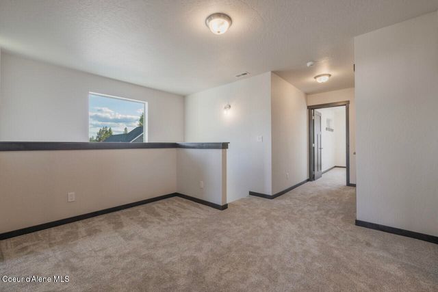 676 W MONASHEE LN, Hayden, ID 83835