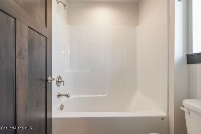 676 W MONASHEE LN, Hayden, ID 83835