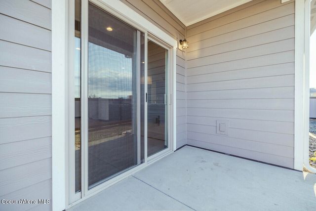 676 W MONASHEE LN, Hayden, ID 83835