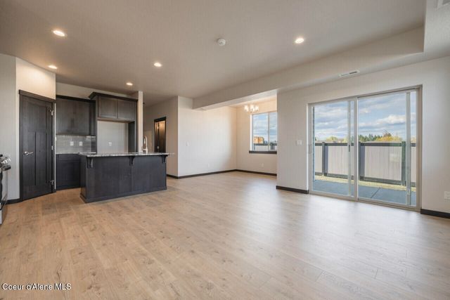 676 W MONASHEE LN, Hayden, ID 83835