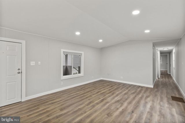 635 SUNSET STRIP, Brooklyn Park, MD 21225