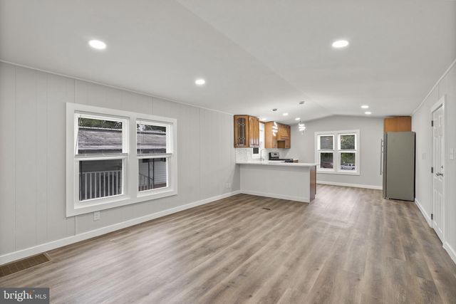 635 SUNSET STRIP, Brooklyn Park, MD 21225