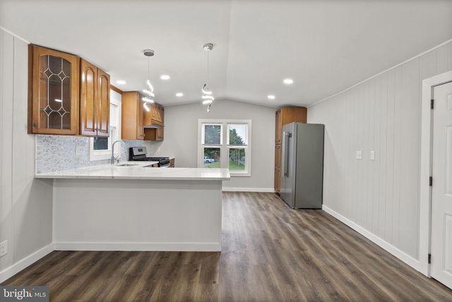 635 SUNSET STRIP, Brooklyn Park, MD 21225