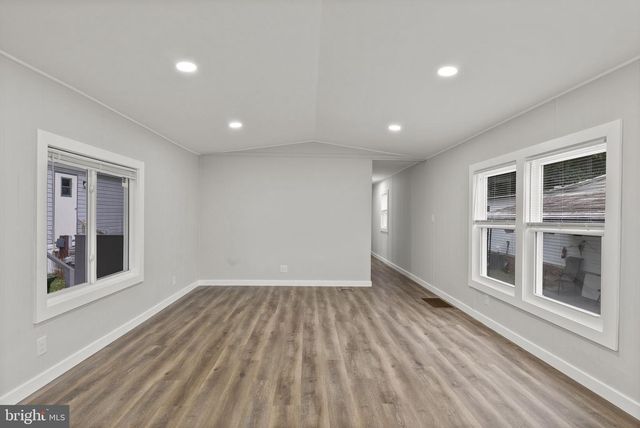 635 SUNSET STRIP, Brooklyn Park, MD 21225