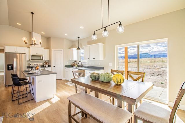 1300 Mahalo Lane, Butte, MT 59701