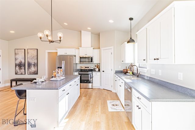 1300 Mahalo Lane, Butte, MT 59701