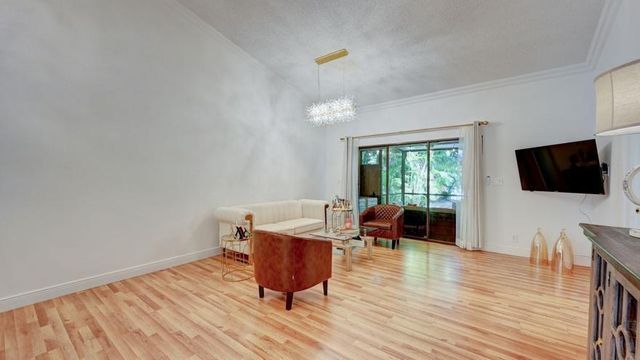 6660 Canary Palm Circle, Boca Raton, FL 33433