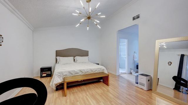 6660 Canary Palm Circle, Boca Raton, FL 33433