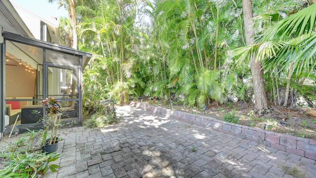 6660 Canary Palm Circle, Boca Raton, FL 33433