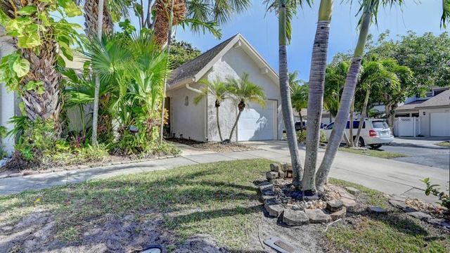 6660 Canary Palm Circle, Boca Raton, FL 33433