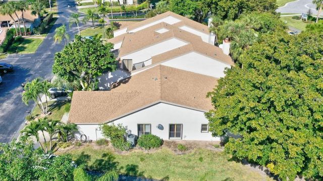 6660 Canary Palm Circle, Boca Raton, FL 33433