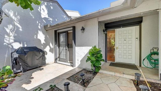 6660 Canary Palm Circle, Boca Raton, FL 33433