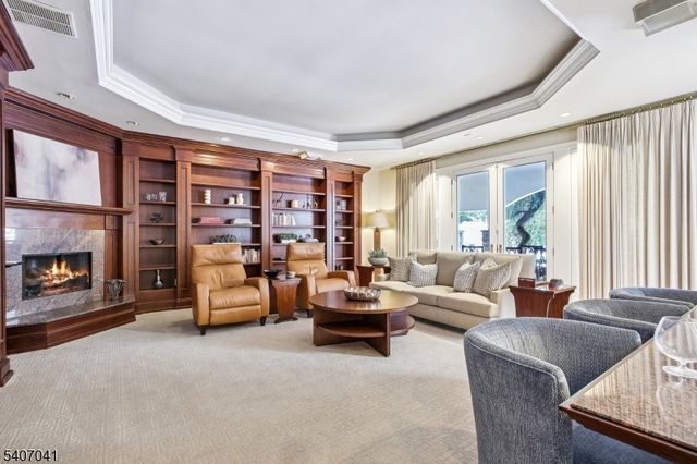 4 Grasmere Ct, Livingston Twp., NJ 07039