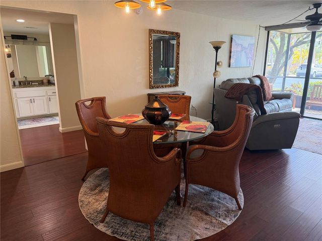 618 BIRD BAY DRIVE S 110, Venice, FL 34285