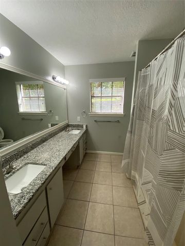 2401 Sycamore Avenue C2, Huntsville, TX 77340