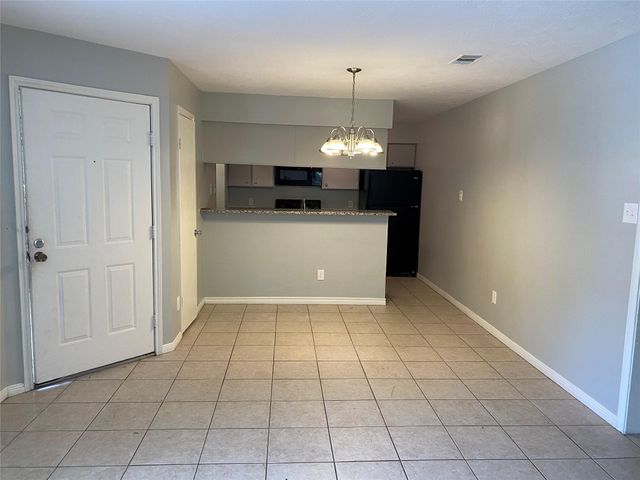 2401 Sycamore Avenue C2, Huntsville, TX 77340