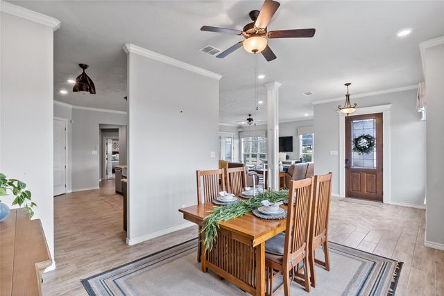 5067 Lantern Lane, Bryan, TX 77808