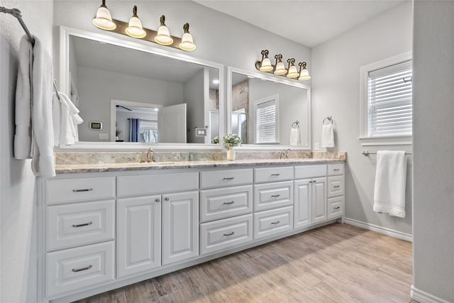 5067 Lantern Lane, Bryan, TX 77808