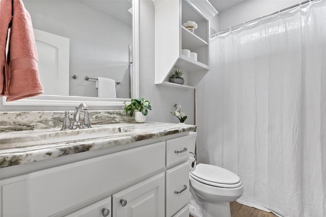 5067 Lantern Lane, Bryan, TX 77808