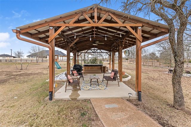 5067 Lantern Lane, Bryan, TX 77808