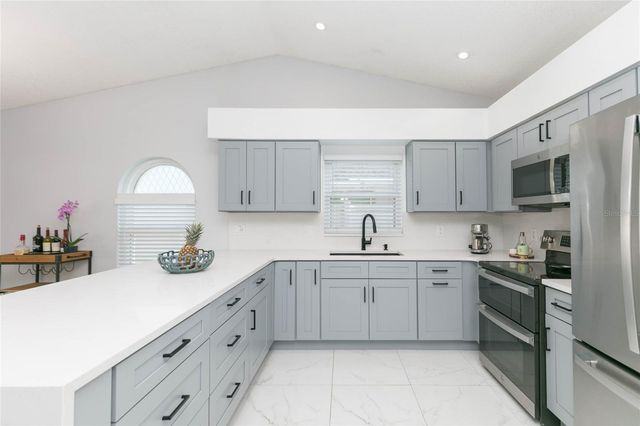 1111 WINDHORST RIDGE DRIVE, Brandon, FL 33510