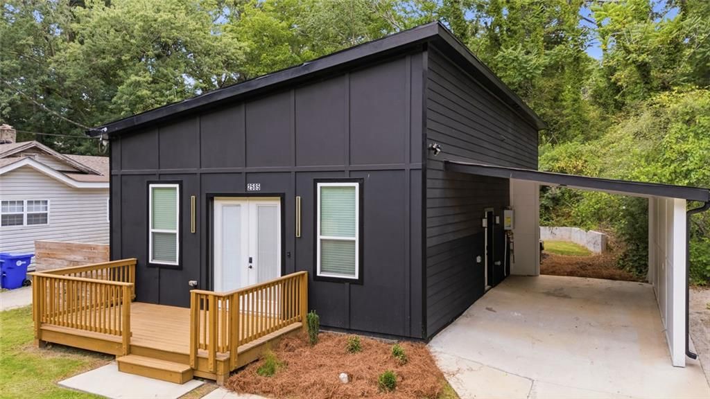 2585 Hood Avenue NW, Atlanta, GA 30318