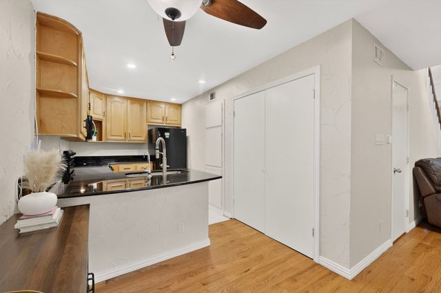 513 Ranch Trail 123, Irving, TX 75063