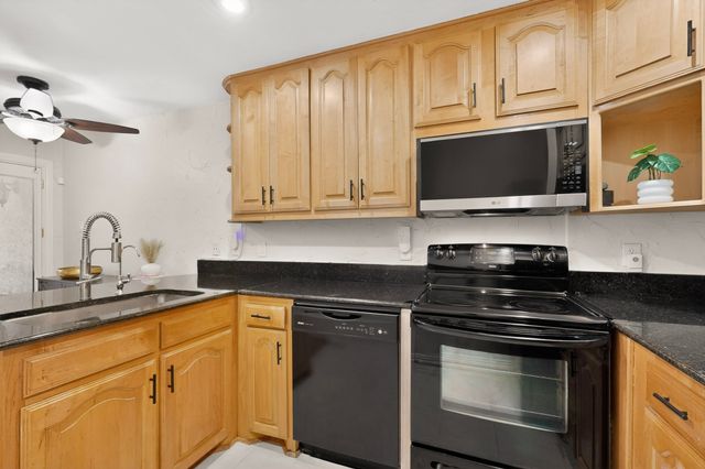 513 Ranch Trail 123, Irving, TX 75063