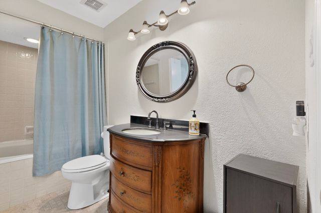 513 Ranch Trail 123, Irving, TX 75063