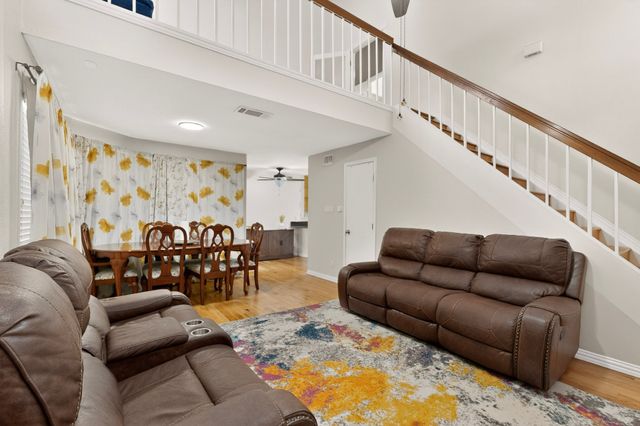 513 Ranch Trail 123, Irving, TX 75063